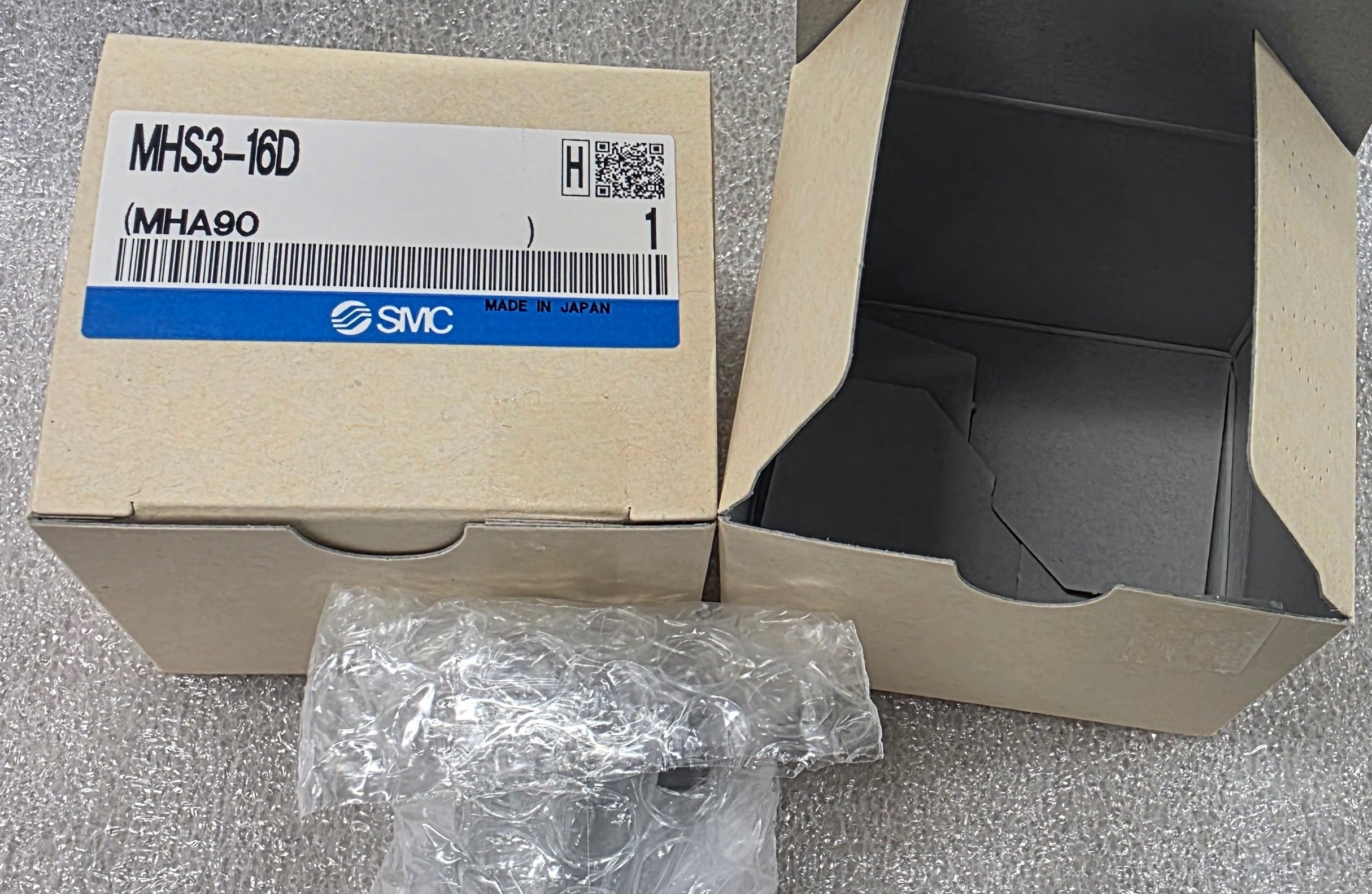 SMC Cylinder Part#MHS3-16D 3 Finger Double Action Pneumatic Gripper